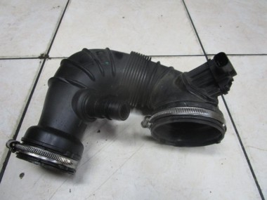 Патрубок воздушный MERCEDES-BENZ E-класс W212/S212/C207/A207 (2009 - 2013) — Разборка Мерседес