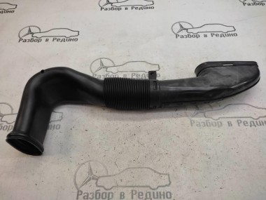 Патрубок воздушный MERCEDES-BENZ C-класс W204/S204 (2006 - 2011) — Разборка Мерседес