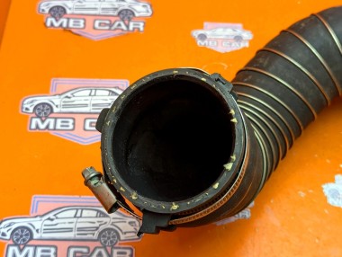 Патрубок интеркулера MERCEDES-BENZ C-класс W204/S204 (2006 - 2011) — Разборка Мерседес