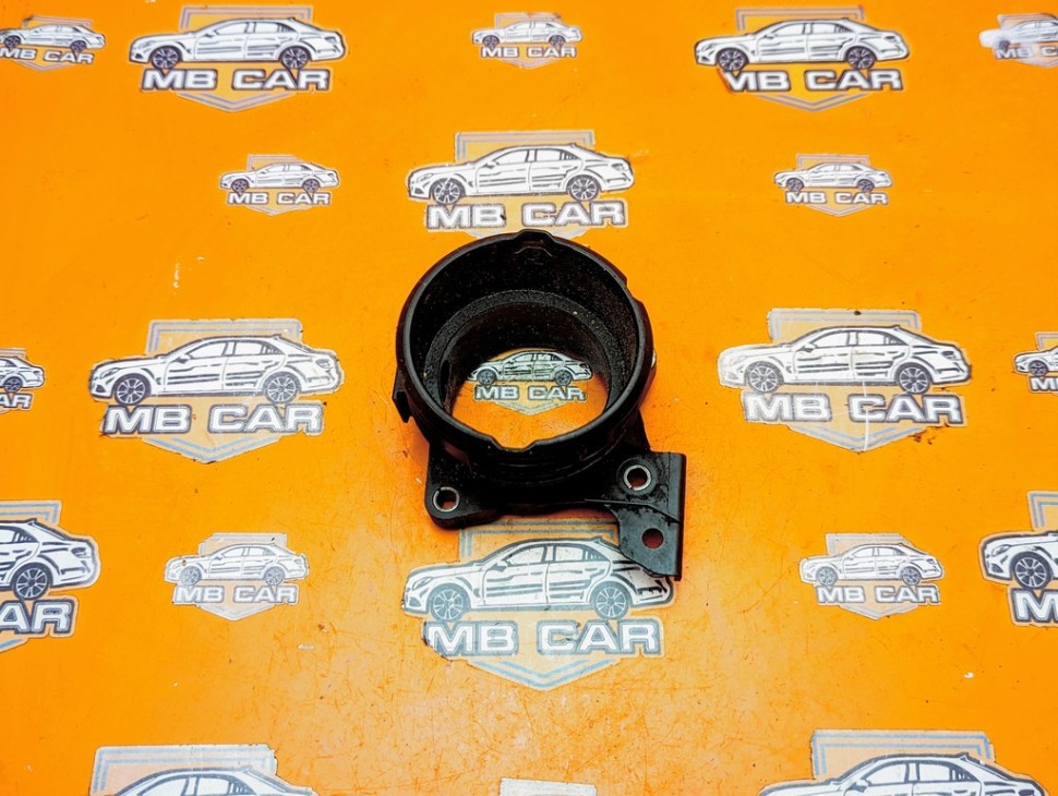 Фланец MERCEDES-BENZ R-класс W251 (2005 - 2007) фото 1 — Разборка Мерседес