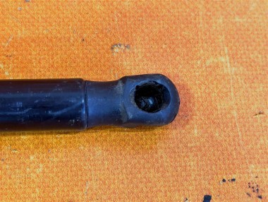 Амортизатор крышки багажника MERCEDES-BENZ GLK-класс X204 (2008 - 2012) — Разборка Мерседес