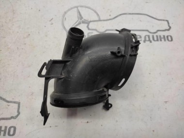 Патрубок воздушный MERCEDES-BENZ C-класс W203/S203/CL203 (2000 - 2004) — Разборка Мерседес