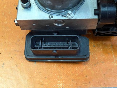 Блок ABS MERCEDES-BENZ CLS-класс C218/X218 рестайлинг (2014 - 2017) — Разборка Мерседес