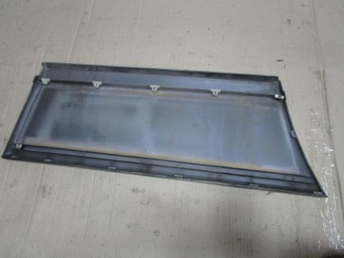 Молдинг двери MERCEDES-BENZ W124 W124/S124/C124/A124 (1984 - 1993) — Разборка Мерседес