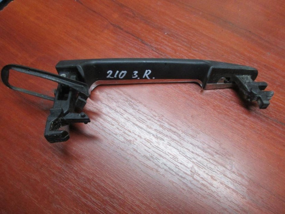 Ручка двери наружняя MERCEDES-BENZ E-класс W210/S210 (1995 - 1999) фото 1 — Разборка Мерседес