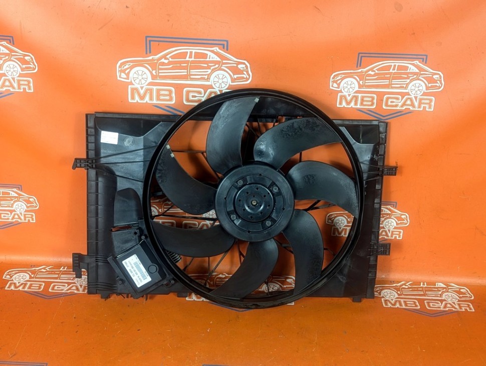 Вентилятор основной MERCEDES-BENZ C-класс W203/S203/CL203 (2000 - 2004) фото 1 &mdash; Разборка Мерседес