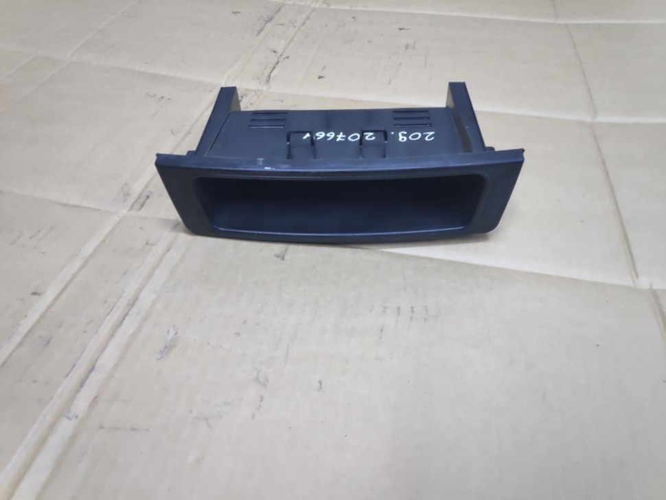 Вещевой отсек MERCEDES-BENZ CLK-класс C209/W209 (2002 - 2005) фото 1 — Разборка Мерседес