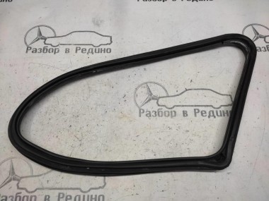 Уплотнитель стекла MERCEDES-BENZ R-класс W251 (2005 - 2007) — Разборка Мерседес