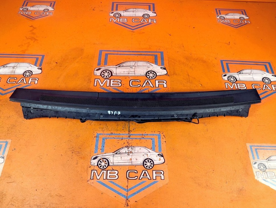 Жабо MERCEDES-BENZ A-класс W168 рестайлинг (2001 - 2004) A 210 2.1 AT (140 л.с.) фото 1 &mdash; Разборка Мерседес
