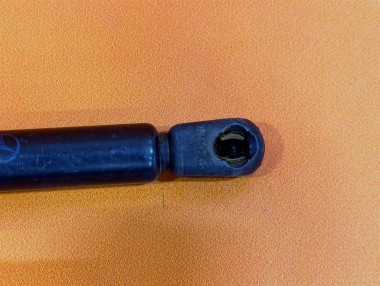 Амортизатор крышки багажника MERCEDES-BENZ M-класс W163 (1997 - 2001) — Разборка Мерседес