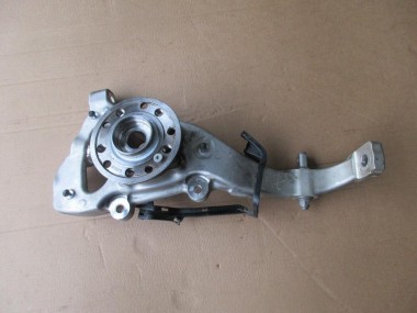 Кулак поворотный передний левый MERCEDES-BENZ C-класс W205/S205/C205/A205 (2014 - 2018) — Разборка Мерседес