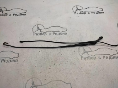 Поводок дворников MERCEDES-BENZ Vito W638 (1996 - 2003) — Разборка Мерседес