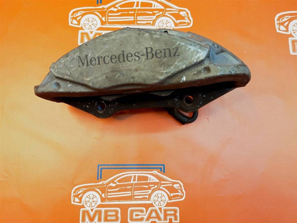 Суппорт передний правый MERCEDES-BENZ C-класс W205/S205/C205/A205 (2014 - 2018) фото 1 — Разборка Мерседес