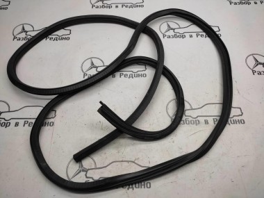 Уплотнитель дверного проема ( на кузове ) MERCEDES-BENZ Vito W638 (1996 - 2003) — Разборка Мерседес