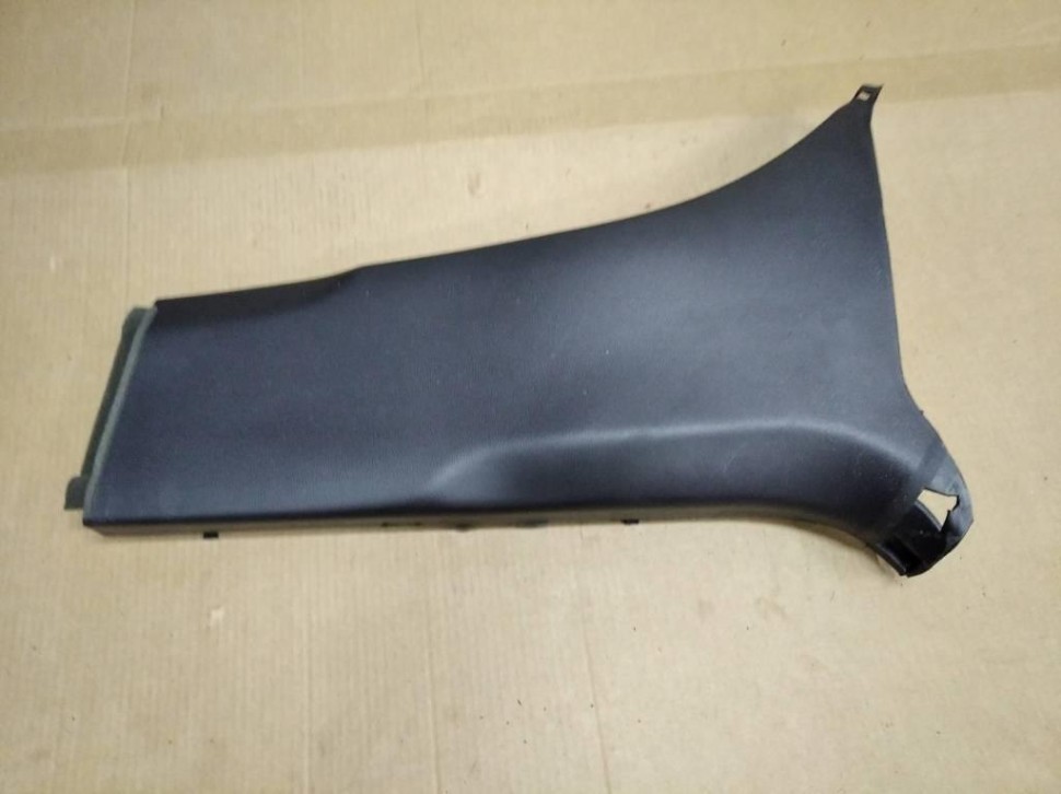 Накладка средней стойки MERCEDES-BENZ GLE-класс AMG W166 (2015 - 2019) фото 1 — Разборка Мерседес