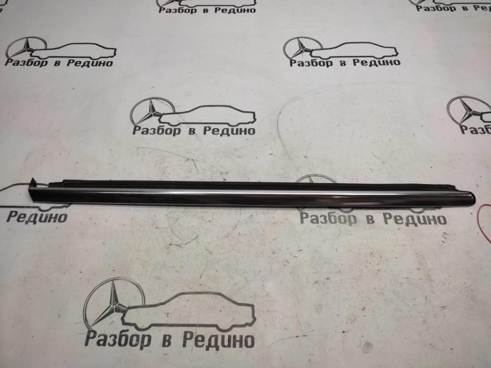 Молдинг заднего стекла MERCEDES-BENZ R-класс W251 (2005 - 2007) фото 1 — Разборка Мерседес
