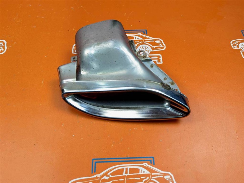 Насадка на глушитель MERCEDES-BENZ SL-класс R231 рестайлинг (2016 - 2020) фото 1 — Разборка Мерседес