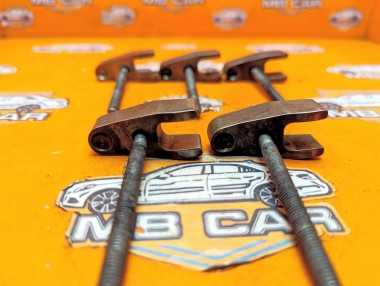 Кронштейн крепления форсунок MERCEDES-BENZ M-класс W163 рестайлинг (2001 - 2005) &mdash; Разборка Мерседес