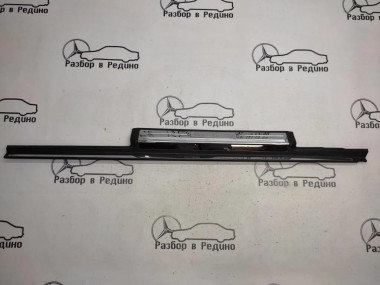 Накладка порога внутренняя MERCEDES-BENZ S-класс W220 рестайлинг (2002 - 2005) — Разборка Мерседес