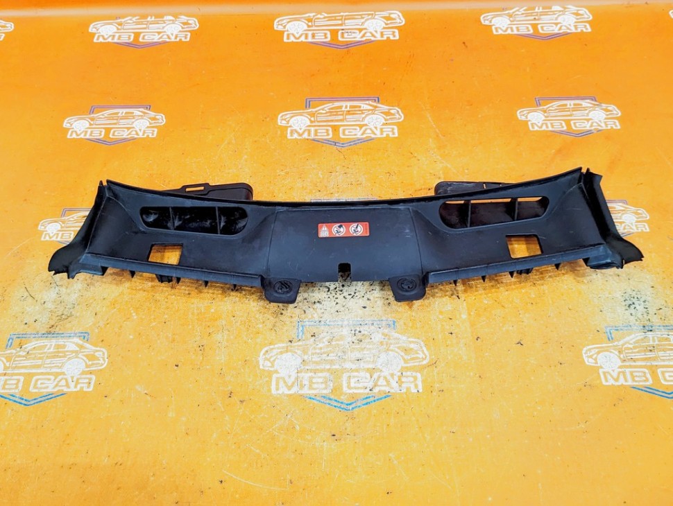 Воздухозаборник MERCEDES-BENZ GLK-класс X204 (2008 - 2012) фото 1 — Разборка Мерседес