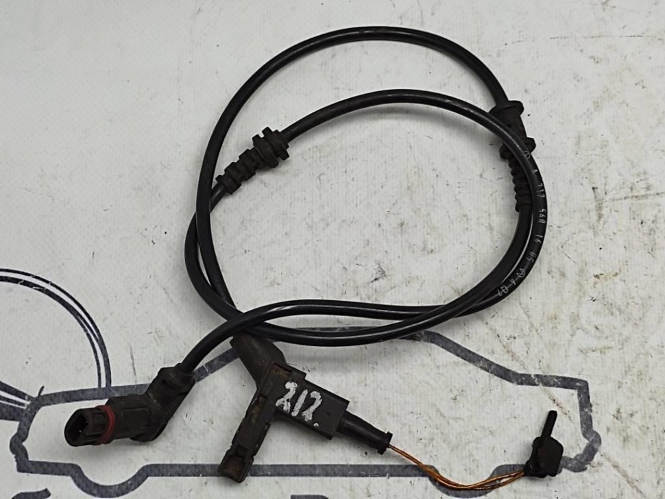 Провод датчика износа тормозных колодок MERCEDES-BENZ E-класс W212/S212/C207/A207 (2009 - 2013) фото 1 — Разборка Мерседес