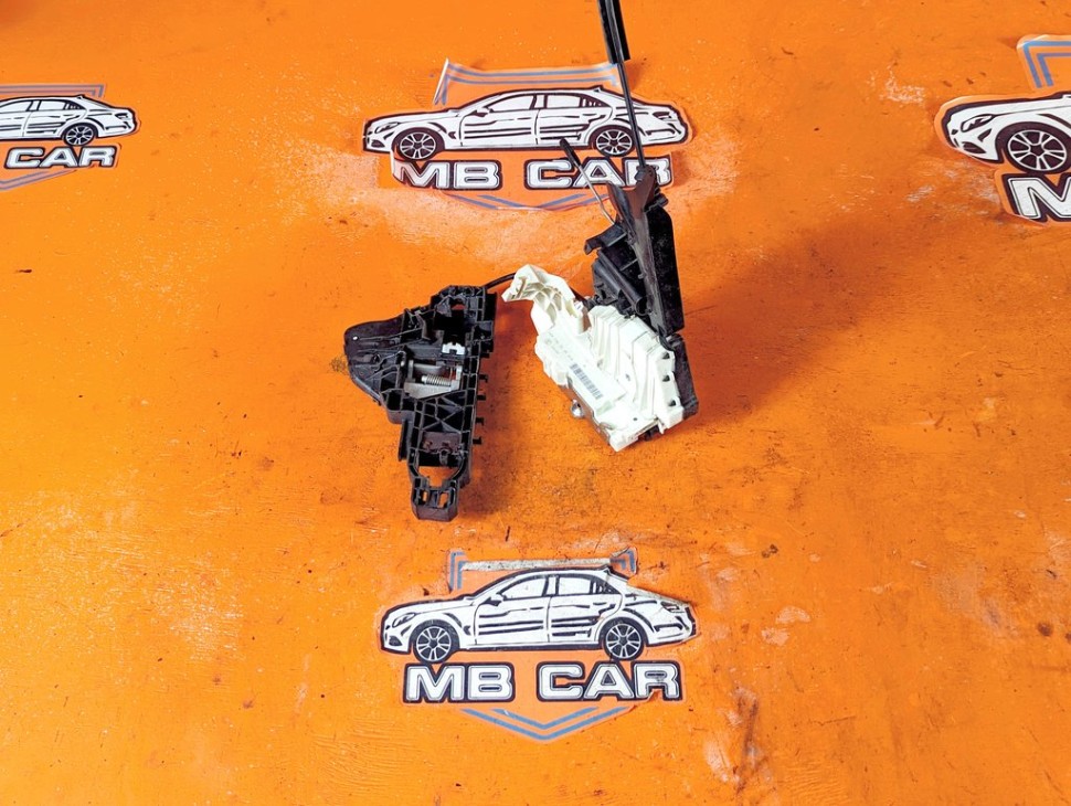 Замок двери задней правой MERCEDES-BENZ M-класс W164 рестайлинг (2008 - 2011) фото 1 &mdash; Разборка Мерседес