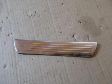 Накладка порога внутренняя MERCEDES-BENZ CLA-класс C117/X117 рестайлинг (2016 - 2019) — Разборка Мерседес