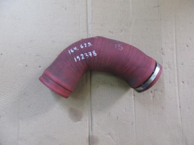 Патрубок интеркулера MERCEDES-BENZ GL-класс X164 (2006 - 2009) — Разборка Мерседес