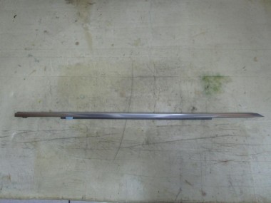 Молдинг стекла двери MERCEDES-BENZ CLS-класс C218/X218 рестайлинг (2014 - 2017) — Разборка Мерседес