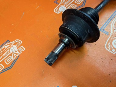 Привод передний левый MERCEDES-BENZ GL-класс X166 (2012 - 2016) — Разборка Мерседес