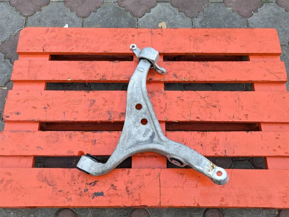 Рычаг передний нижний левый MERCEDES-BENZ GL-класс X166 (2012 - 2016) фото 1 — Разборка Мерседес