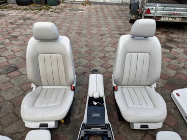 Салон MERCEDES-BENZ CLS-класс C218/X218 рестайлинг (2014 - 2017) — Разборка Мерседес