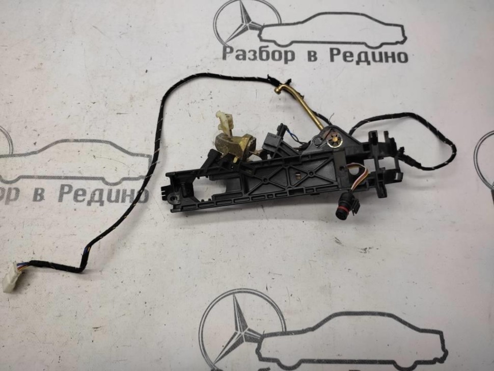 Ответная часть замка двери MERCEDES-BENZ S-класс W220 рестайлинг (2002 - 2005) фото 1 — Разборка Мерседес