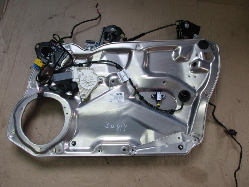 Стеклоподъемник передний правый MERCEDES-BENZ CLS-класс C218/X218 (2010 - 2014) фото 1 — Разборка Мерседес