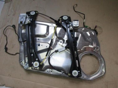 Стеклоподъемник передний правый MERCEDES-BENZ CLS-класс C218/X218 (2010 - 2014) — Разборка Мерседес