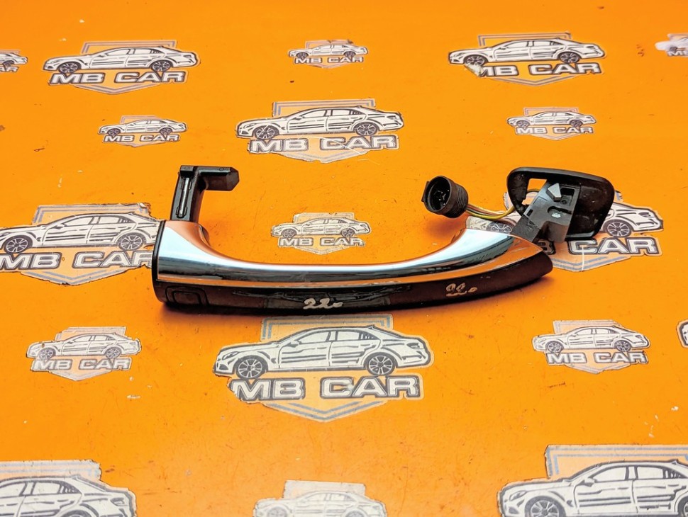 Ручка двери наружняя MERCEDES-BENZ S-класс W220 (1998 - 2005) фото 1 — Разборка Мерседес