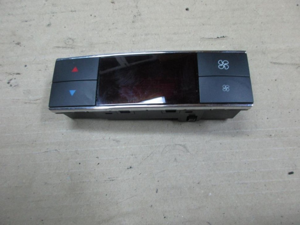 Панель управления климатом MERCEDES-BENZ E-класс W212/S212/C207/A207 рестайлинг (2013 - 2016) фото 1 — Разборка Мерседес