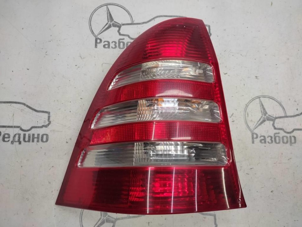 Фонарь задний левый MERCEDES-BENZ C-класс W203/S203/CL203 рестайлинг (2004 - 2008) фото 1 — Разборка Мерседес