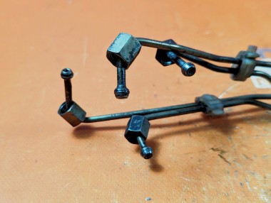 Трубка топливная MERCEDES-BENZ C-класс W202/S202 рестайлинг (1997 - 2001) — Разборка Мерседес