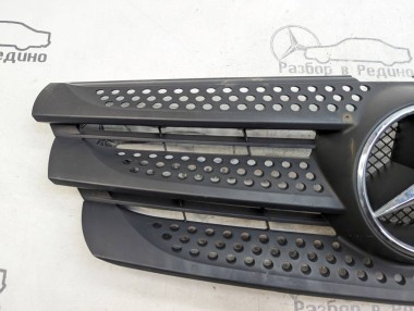 Решетка радиатора MERCEDES-BENZ V-класс W447 рестайлинг (2019 - 2025) — Разборка Мерседес