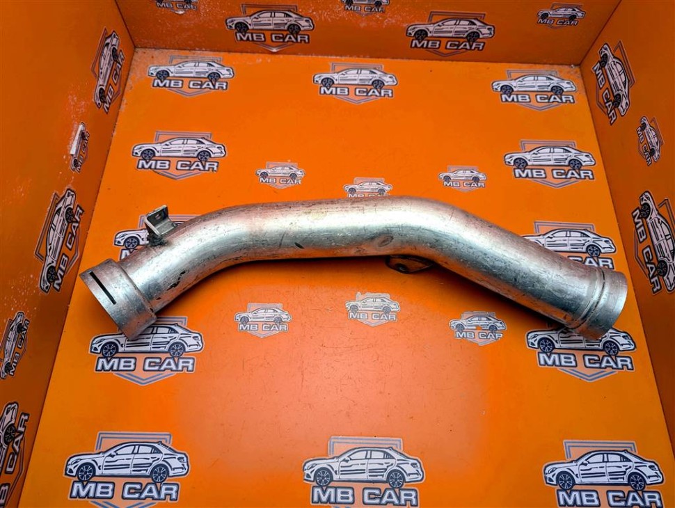 Патрубок турбины MERCEDES-BENZ S-класс W220 (1998 - 2005) фото 1 — Разборка Мерседес