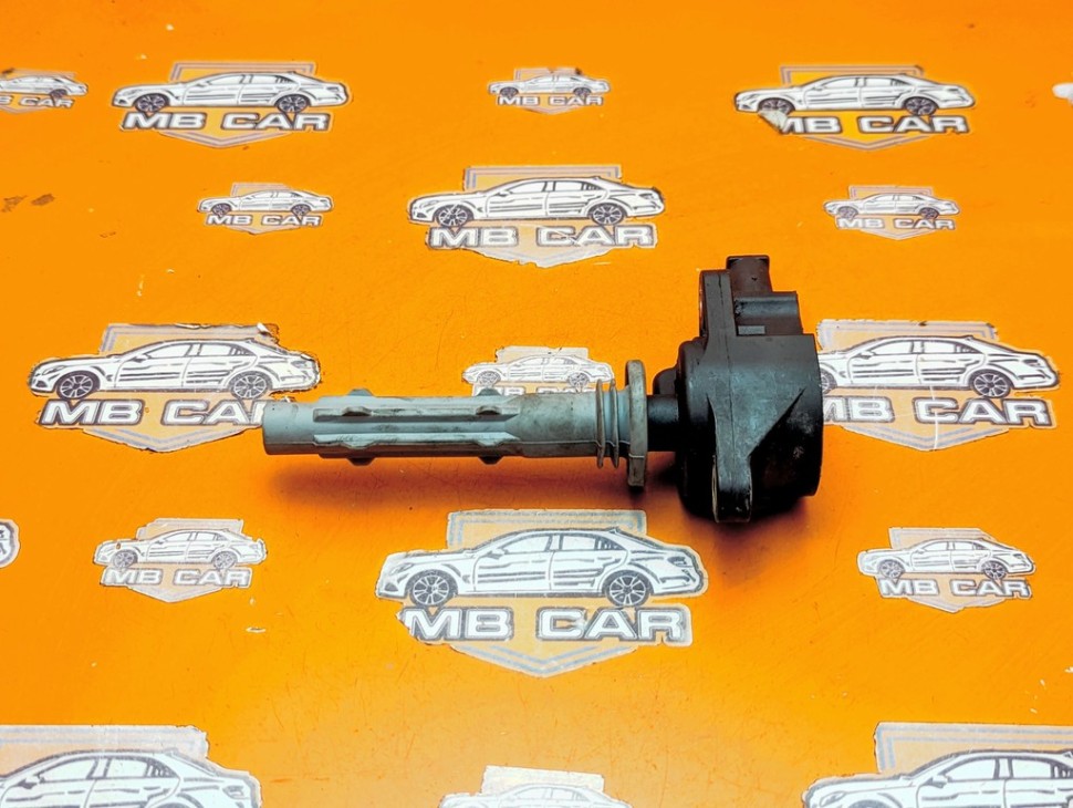 Катушка зажигания MERCEDES-BENZ C-класс W204/S204 (2006 - 2011) фото 1 &mdash; Разборка Мерседес