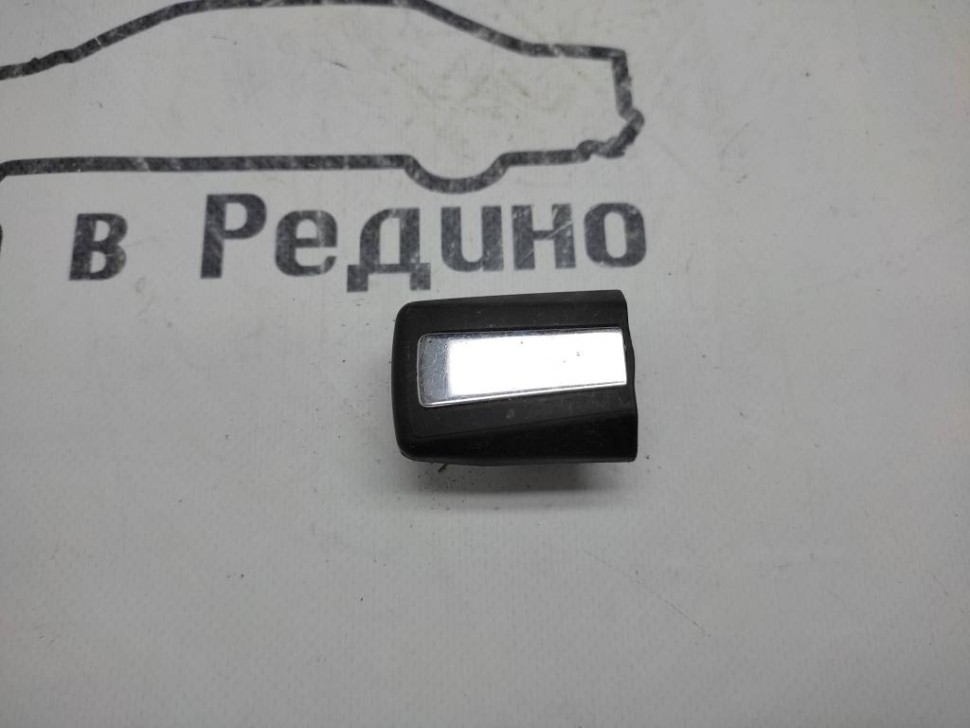 Крышка ручки двери MERCEDES-BENZ W124 W124/S124/C124/A124 (1984 - 1993) фото 1 — Разборка Мерседес