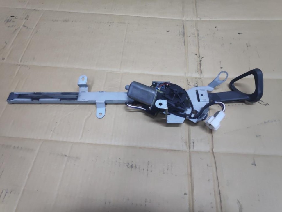 Подаватель ремня MERCEDES-BENZ CLK-класс C209/W209 (2002 - 2005) фото 1 — Разборка Мерседес