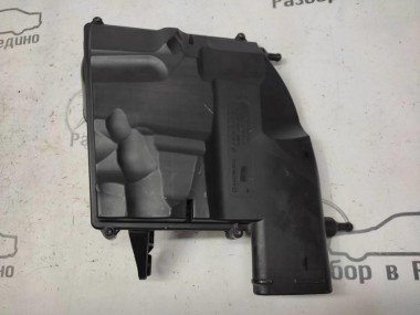 Корпус воздушного фильтра MERCEDES-BENZ R-класс W251 (2005 - 2007) — Разборка Мерседес