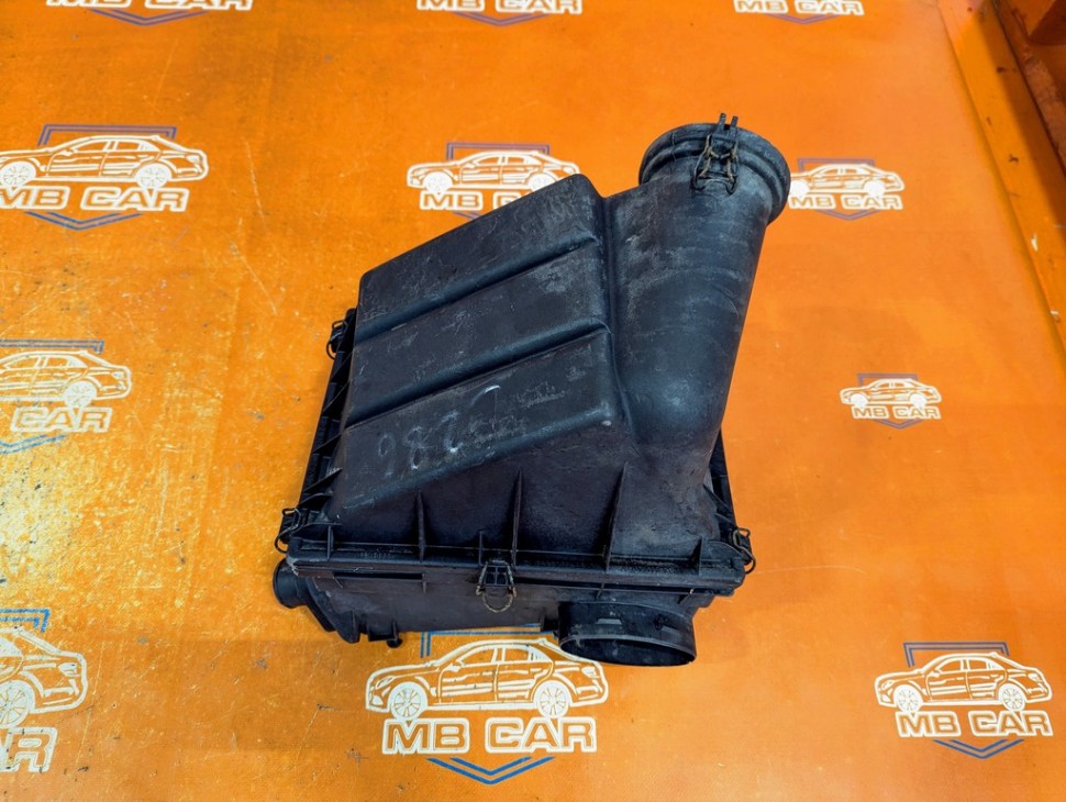 Корпус воздушного фильтра MERCEDES-BENZ M-класс W163 рестайлинг (2001 - 2005) фото 1 — Разборка Мерседес