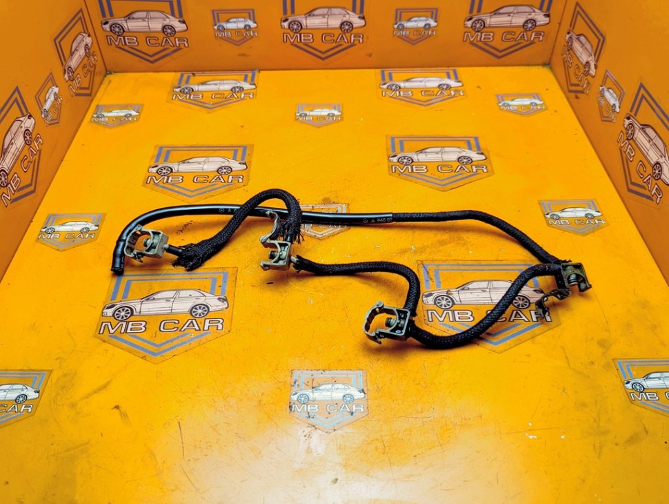 Обратка форсунок MERCEDES-BENZ C-класс W204/S204 (2006 - 2011) фото 1 &mdash; Разборка Мерседес
