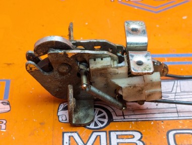 Замок багажника MERCEDES-BENZ V-класс W638/W639 (1996 - 2003) V 220 2.1 D AT (122 л.с.) &mdash; Разборка Мерседес