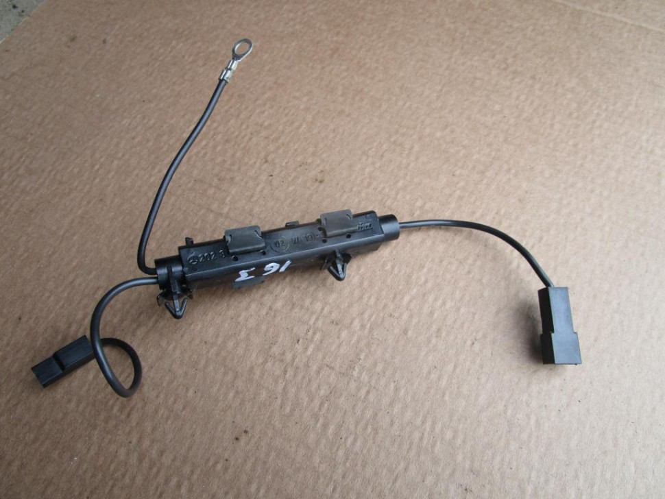 Антенна MERCEDES-BENZ M-класс W163 (1997 - 2001) фото 1 — Разборка Мерседес