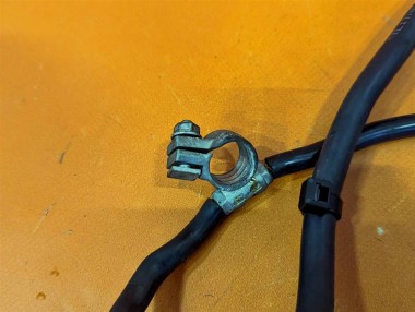 Провод генератора MERCEDES-BENZ S-класс W221 (2005 - 2009) — Разборка Мерседес